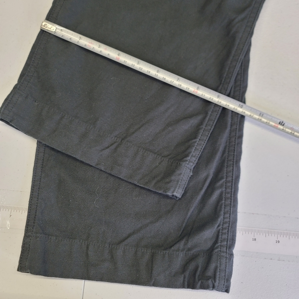 Needles - Picture 12 of 13